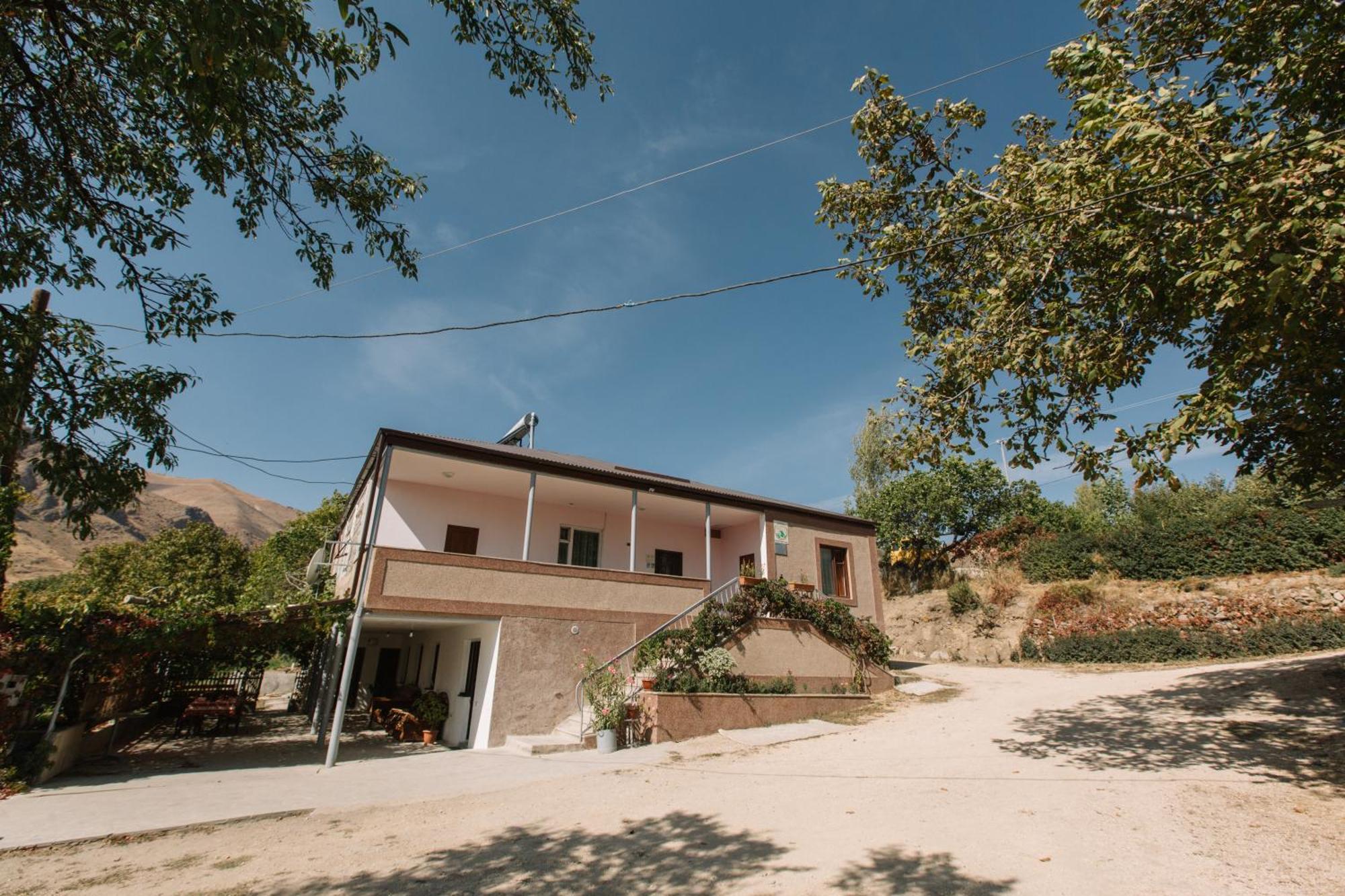 Noravank B&B Ch'iva Exterior photo
